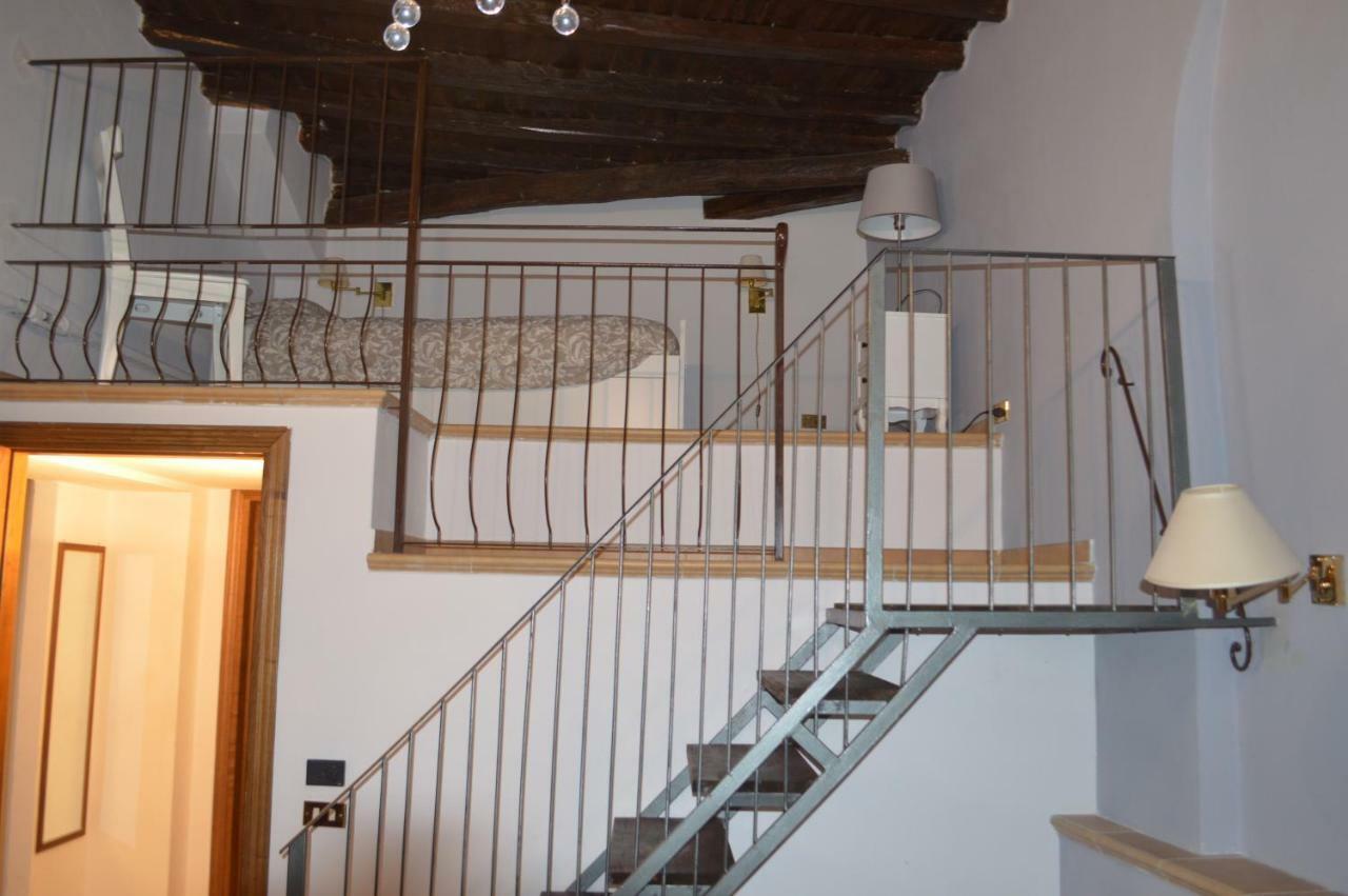 Appartamento In Centro Spoleto Buitenkant foto